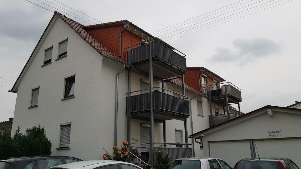 Outletcity Ferienwohnung Apartment 2 เมทซิงเงน ภายนอก รูปภาพ