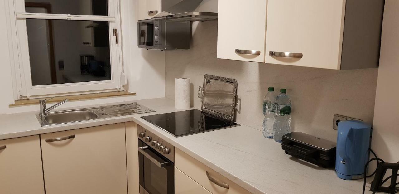 Outletcity Ferienwohnung Apartment 2 เมทซิงเงน ภายนอก รูปภาพ