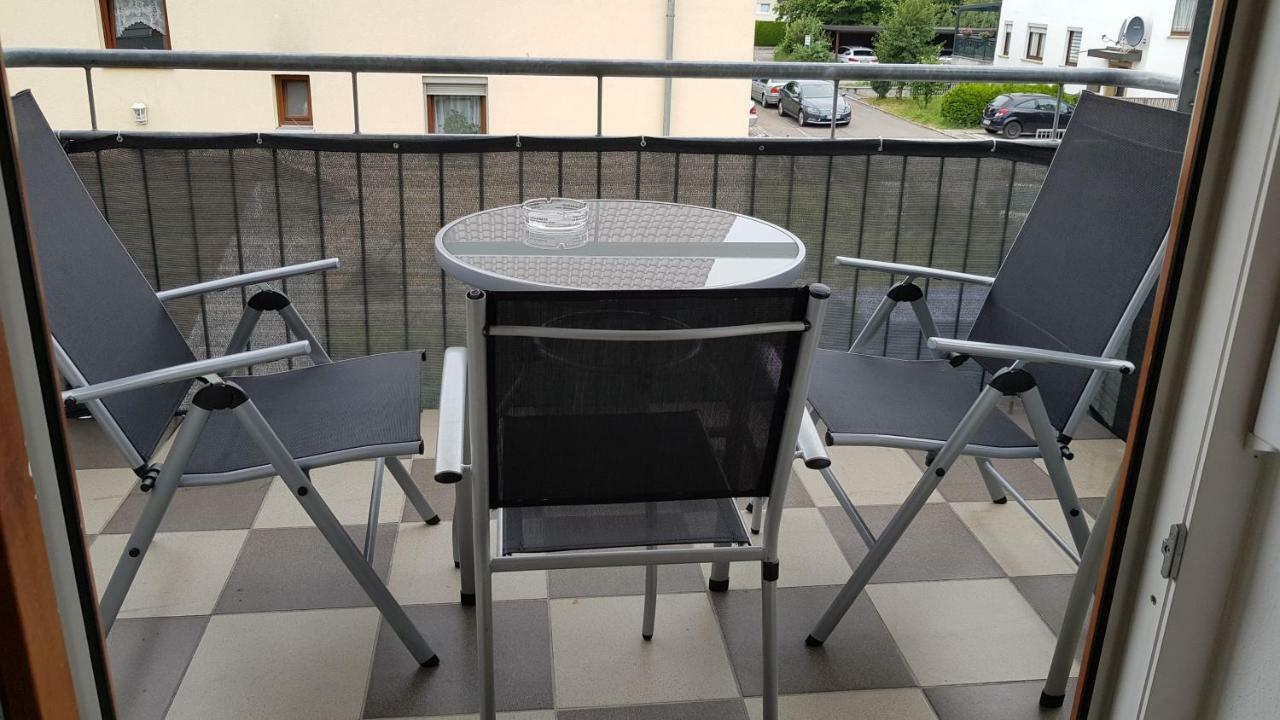 Outletcity Ferienwohnung Apartment 2 เมทซิงเงน ภายนอก รูปภาพ
