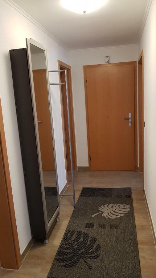 Outletcity Ferienwohnung Apartment 2 เมทซิงเงน ภายนอก รูปภาพ